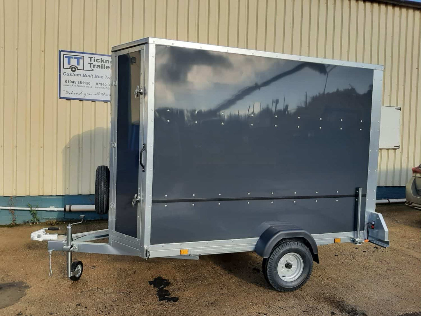 GP Single Axle Box Trailer