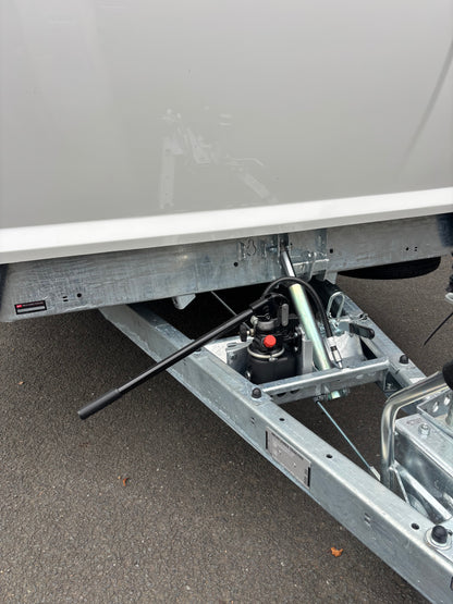 2025 Brian James RS3 Race Shuttle 3 4.7m x 1.95m