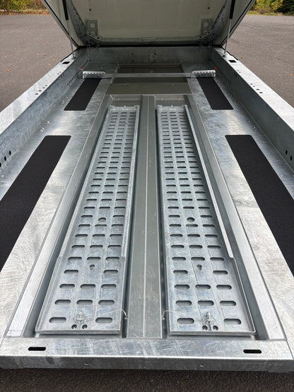 2025 Brian James RS3 Race Shuttle 3 4.7m x 1.95m