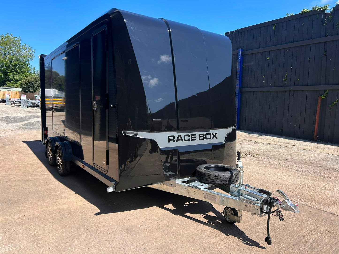 2026 Brian James RACEBOX 4.5m x 1.9m 3000KG