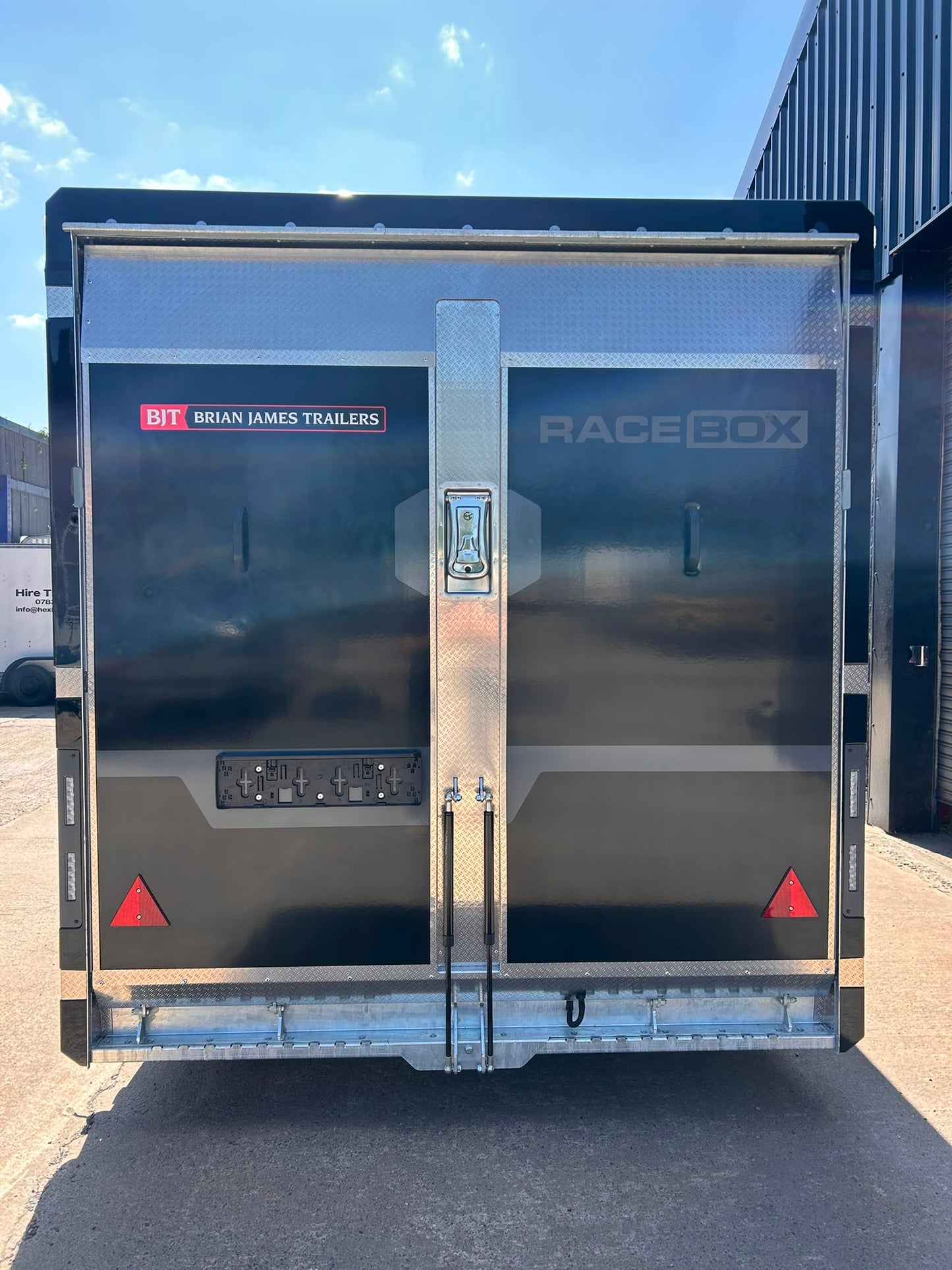 2026 Brian James RACEBOX 4.5m x 1.9m 3000KG